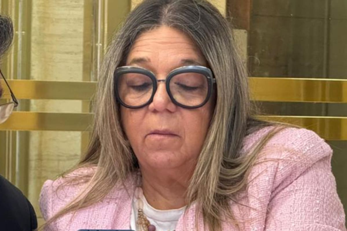 Adriana Mónica Nechevenko, la escribana de Manuel Adorni