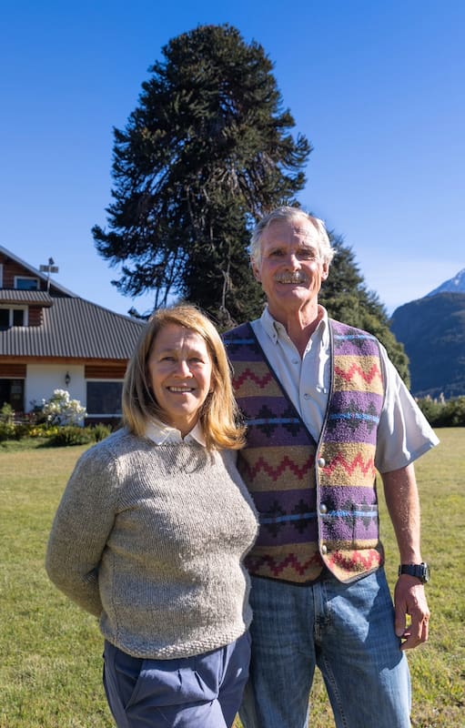 Adriana Pelletieri y Marcelo Banchio, los dueños de la hostería Paimún.