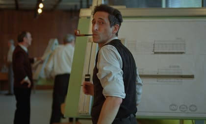Adrien Brody protagoniza El brutalista