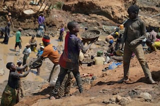 Los mineros de oro itinerantes en el este de Congo complican la contención del ébola