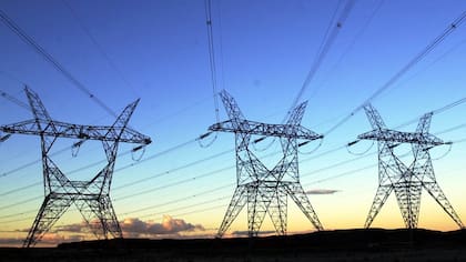 El costo del transporte eléctrico es uno de los componentes de la factura, pero en este caso el Gobierno autorizó una suba para el sector de generación.