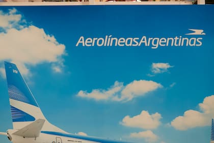 Aerolineas Argentinas en el stand de la Feria Internacional de Turismo Fitur en Madrid.