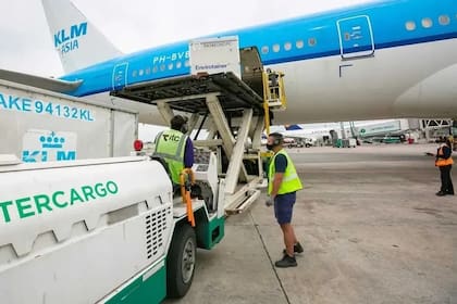 Aerolíneas Argentinas se autopresta el servicio de rampa