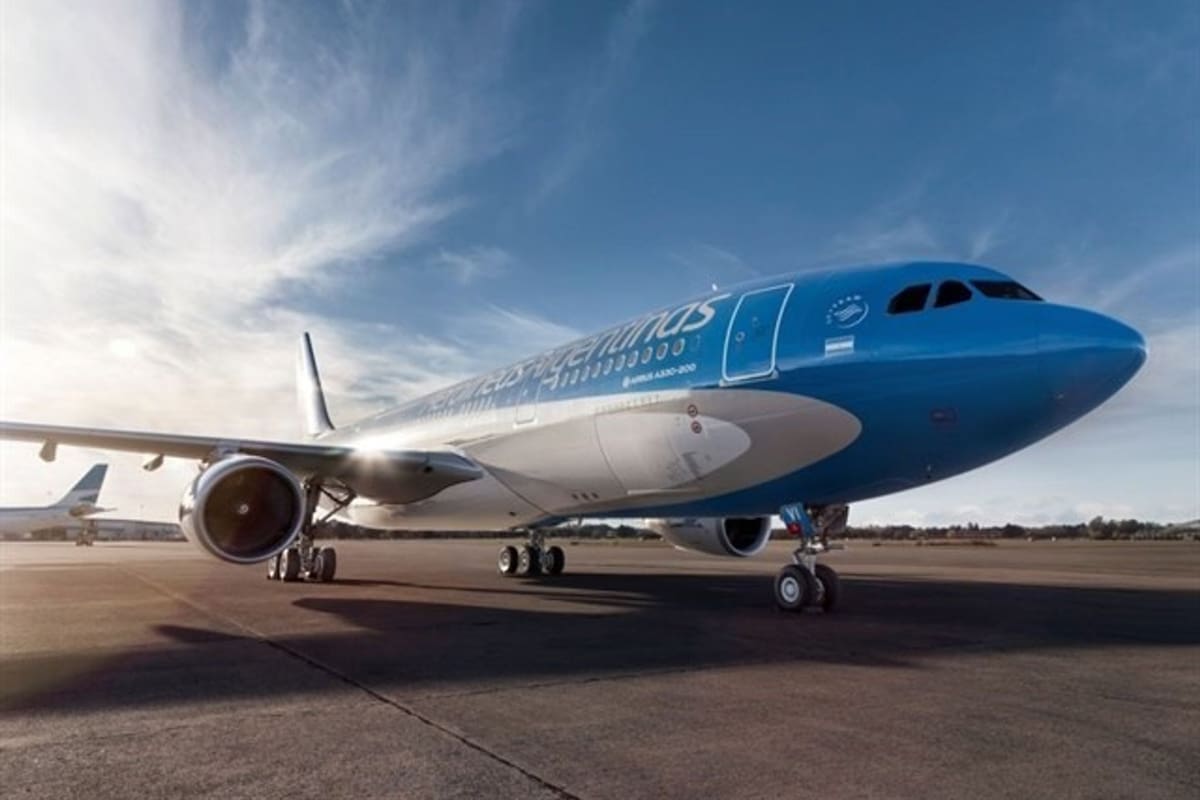 Aerolíneas Argentinas tiene un enorme desafío en el nuevo esquema aerocomercial que trazó el Gobierno
