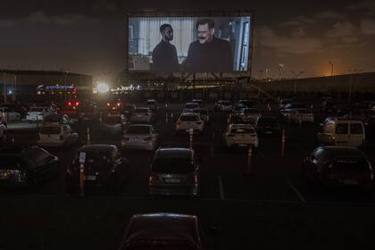 Aeropuerto de Carrasco, ahora autocine