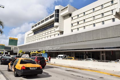 El aeropuerto internacional de Miami, uno de los principales puntos de ingreso a EE.UU.