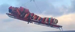 Evacuaron en helicóptero a un tripulante que sufrió fracturas expuestas en alta mar
