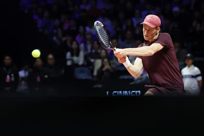 Aficionado vence a Sinner y gana título millonario en el Abierto de Australia