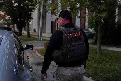 Agente federal que mató a inmigrante mexicano en Chicago dice que sus heridas fueron "menores"