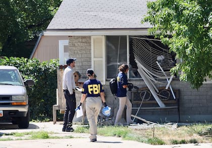 Agentes del FBI mataron a tiros a un hombre de Utah acusado de proferir amenazas contra el presidente Joe Biden horas antes de que el mandatario visitara el estado más tarde el miércoles