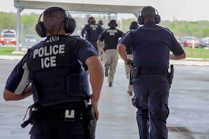 Agentes del ICE podrían ejecutar redadas en Chicago, Illinois