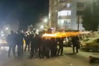 Agentes iraníes obstaculizaron la atención en hospitales llenos de manifestantes heridos