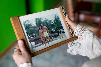 Todo comenzó luego de volver de vacaciones con su marido