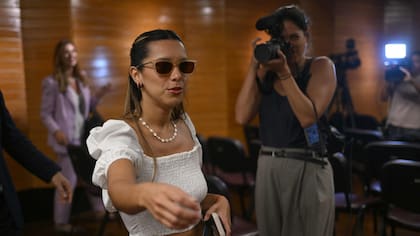Agostina Páez en el consulado de Río de Janeiro, Brasil
