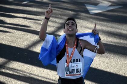 Agosto de 2018: Molina gana la media maratón de Buenos Aires