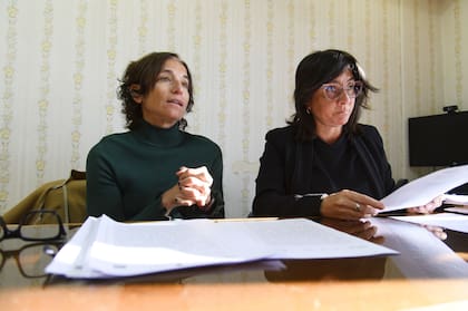 Agosto de 2025. Las Fiscales Verónica Marcantonio y Maria del Valle Viviani, de la fiscalia de San Nicolas, lograron recuperar gran cantidad de dinero de varios damnificados por la estafa piramidal con criptomonedas, producida por RainbowEx, en San Pedro, Buenos Aires