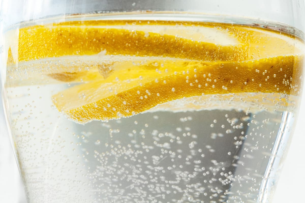 Agregarle burbujas al agua en casa es una tradición argentina, que hoy mantiene el clásico sifón Drago, al que se suma el nuevo Sodastream