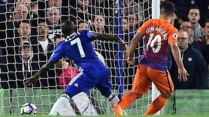Agüero marcó el 1-1, en el primer tiempo