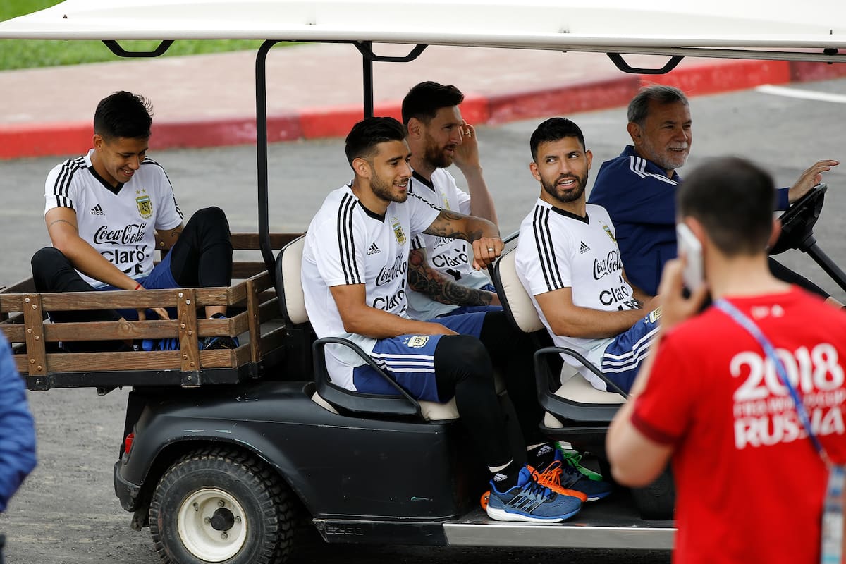 Agüero, Salvio, Messi y Meza, se retiran del entrenamiento de hoy