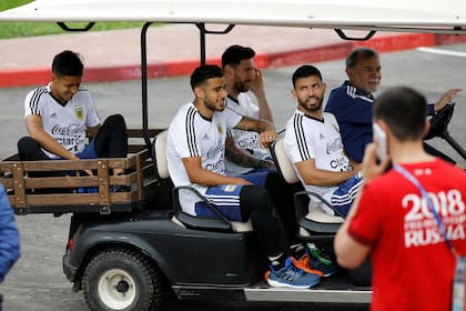 Agüero, Salvio, Messi y Meza, se retiran del entrenamiento de hoy
