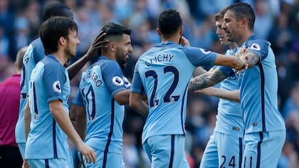 Aguero volvió al gol en el triunfo del City