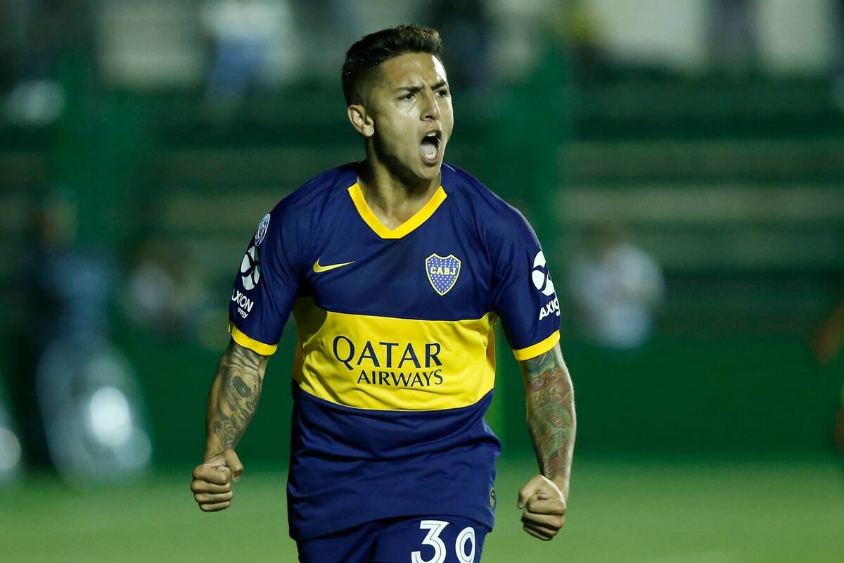 Agustín Almendra, de 20 años; el mediocampista, en algún momento cotizado muy alto con miras a Europa, ahora es suplente y está contagiado de coronavirus.