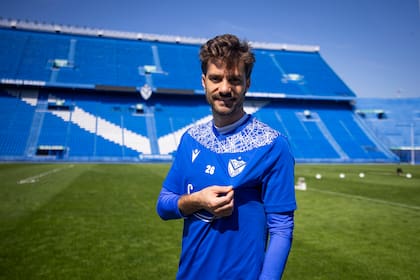 Agustín Bouzat es el líder de un grupo que quiere dejar una huella profunda en el fútbol argentino (Crédito: Prensa Vélez)