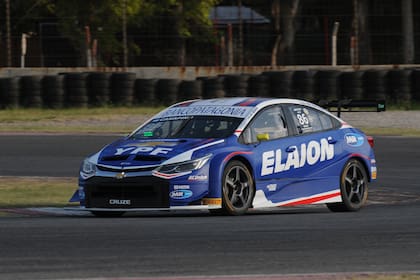 Agustín Canapino, la bandera del equipo Chevrolet: el arrecifeño ganó las dos últimas veces que el Súper TC2000 se presentó en el autódromo Oscar y Juan Gálvez, de Buenos Aires y ahora marcó el mejor registro en el entrenamiento