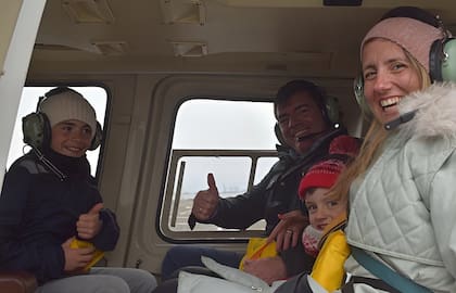 Agustín Escobar, su esposa Merce Camprubí Montal, y sus tres hijos, iban a bordo del helicóptero que se desplomó en el río Hudson, Nueva York