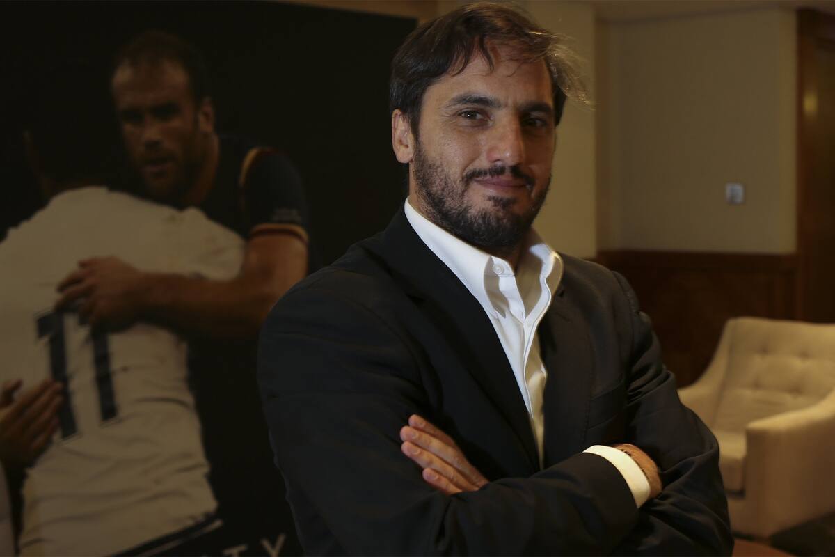 Agustín Pichot es vicepresidente de World Rugby, pero quiere cambios drásticos que Europa rechaza; el 26 de abril irá por la presidencia.