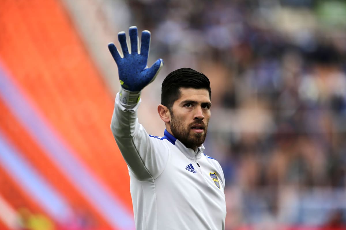 Agustín Rossi abandonó Boca Juniors y firmó un precontrato con Flamengo, club al que llegará a partir de julio. Mientras tanto, para no perder continuidad, ataja en Al Nassr de Arabia Saudita