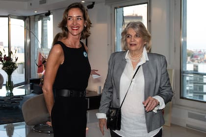Agustina Ayllon y Adrienne Vulliety.
