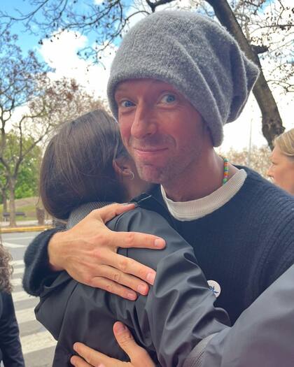 Agustina compartió la foto que se tomó con Chris Martin