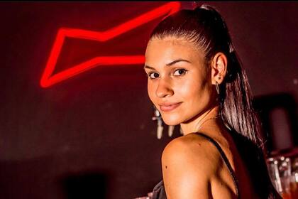 Agustina Fernández fue encontrada agonizando en el piso de la casa de su vecino