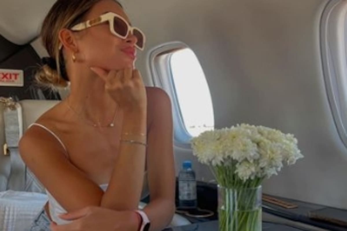 Agustina Gandolfo y un vuelo privado rumbo " a casa"