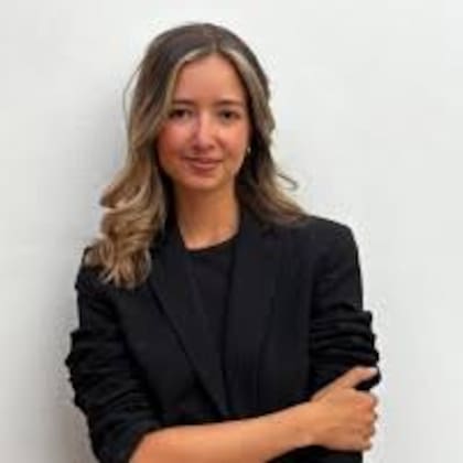 Agustina Mamberti "No es que el algoritmo te obligue a comprar algo puntual, es que va reduciendo el universo de opciones que tenés a mano sin que te des cuenta"