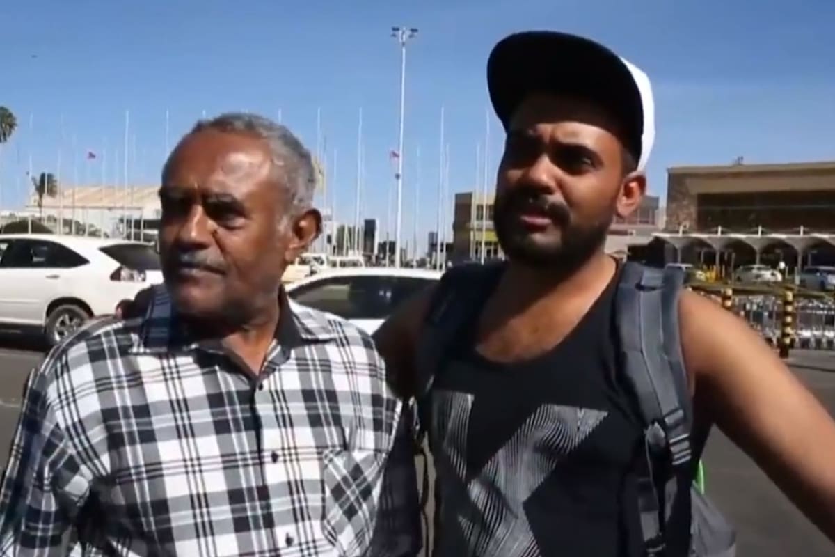 Ahmed Khalid trabaja en Dubai y debía abordar el vuelo que se estrelló en Etiopía (Foto: Captura de Youtube)