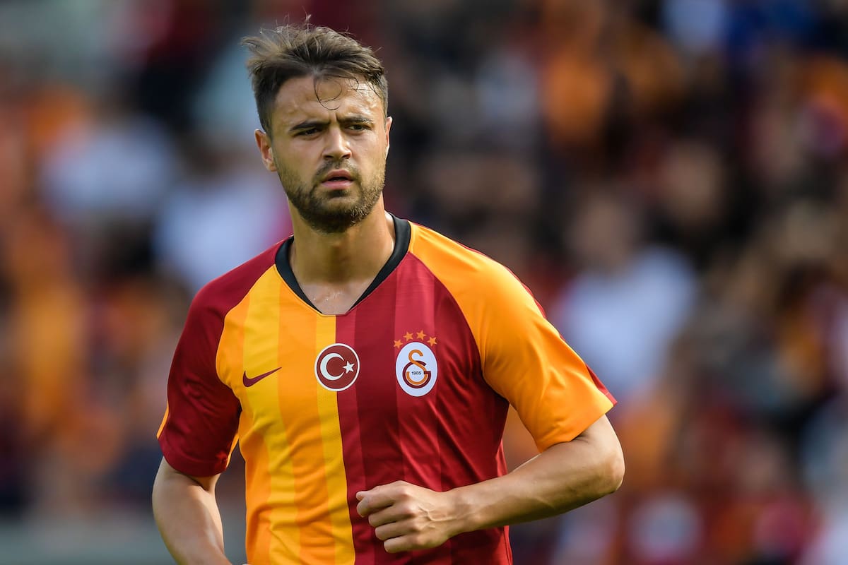 Ahmet Çalik de Galatasaray durante el partido amistoso de pretemporada entre Red Bull Leipzig v Galatasaray SK en el Stadion Tivoli el 19 de julio de 2019 en Innsbruck, Austria