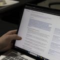 La justicia de EE.UU. avala a Google ante las demandas por el impacto de AI Overviews y el desvío de tráfico web