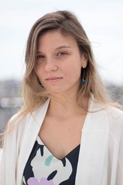 Ailin Tomio: “Lo que hoy estamos viendo es que es tanta la gente que adquiere conocimientos y habilidades a través de recursos alternativos que los empleadores empezaron a comprender que iban a perder talento si seguían con una visión restrictiva de la formación”
