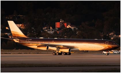 Airbus A340-300
