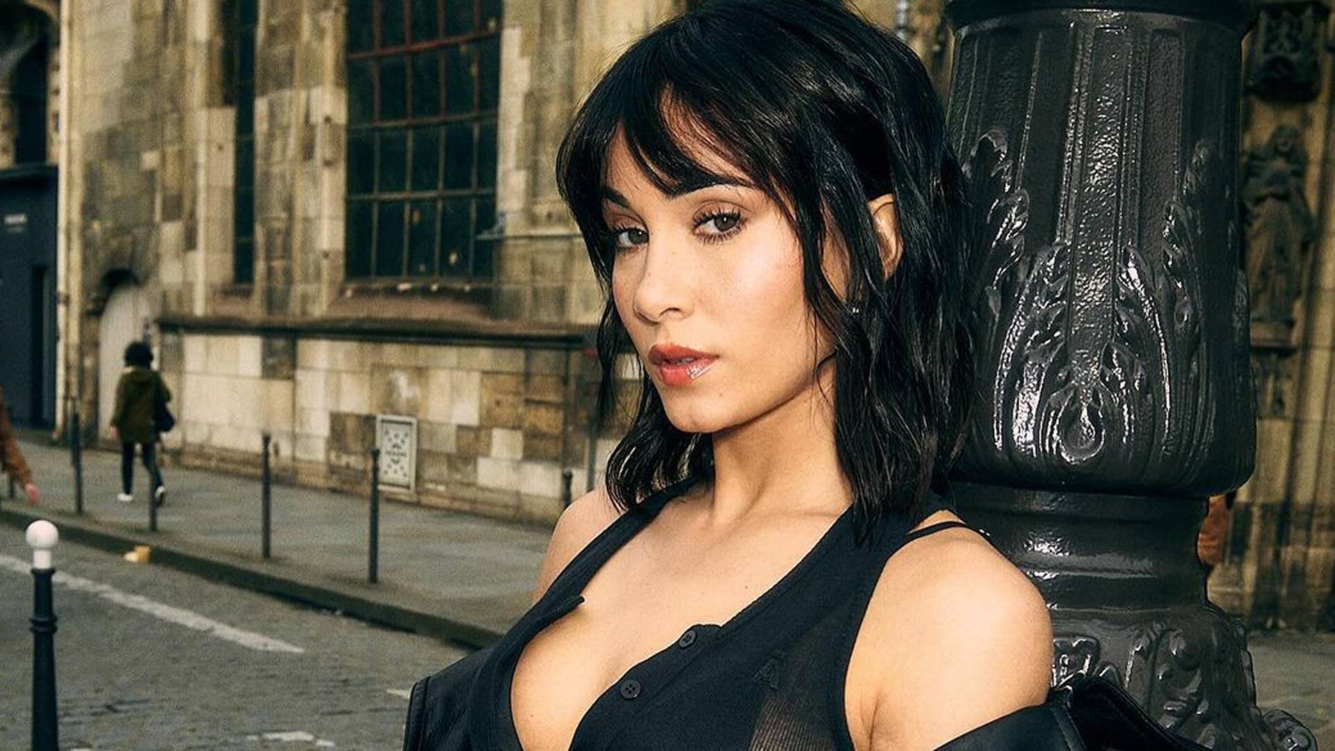La cantante y actriz se encuentra promocionando su flamante single: "Era tiempo de sacar nueva música"
