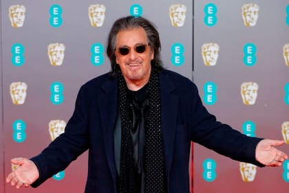 Al Pacino protagonizó un blooper en la alfombra roja de los Premios BAFTA