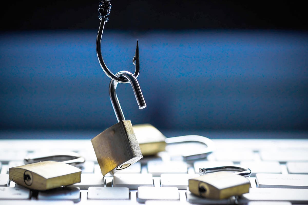 Al acceder a datos privados y comunicarse con el exterior, los lenguajes de IA se vuelven vulnerables a ataques