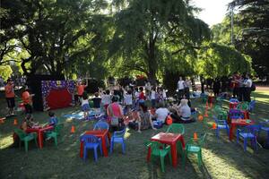 Al aire libre. Los cumpleaños tomaron las plazas