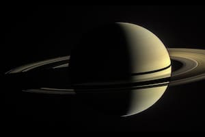 Al contrario, en el 2038 será el momento en el que más se vean los anillos de Saturno