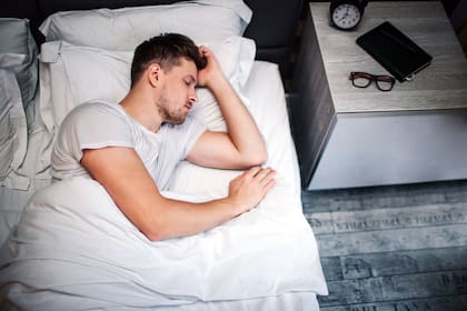 Al despertar, el cerebro necesita pasar del sueño a la vigilia