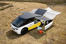 Son estudiantes e inventaron "una clínica móvil sin enchufe": la ambulancia solar que puede recorrer 800 kilómetros