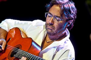 Al Di Meola sufrió un infarto en medio de un concierto, en Rumania, dos semanas antes de presentarse en la Argentina