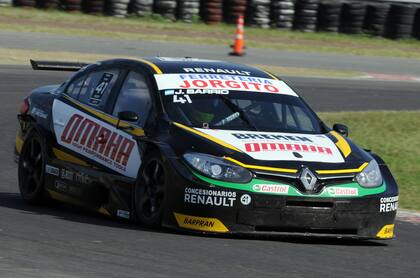 Al día siguiente de ser campeón de la Fórmula Renault 2.0, Jorgito Barrio se aseguró una butaca en el Ambrogio Racing, la estructura de Renault Sport Team, para correr en TC2000